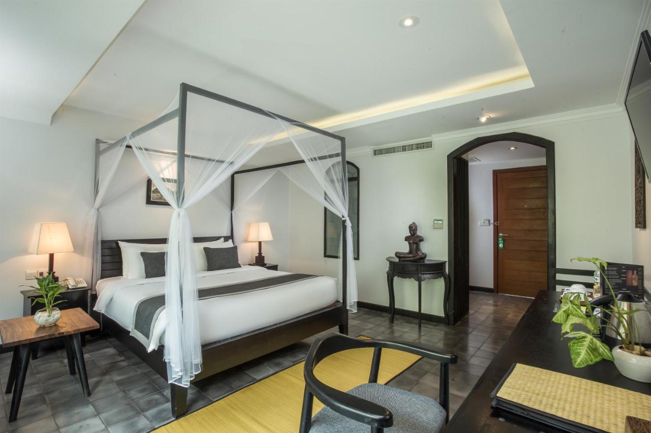 The Grand Cyclo Boutique Suite & Spa Siem Reap Bagian luar foto